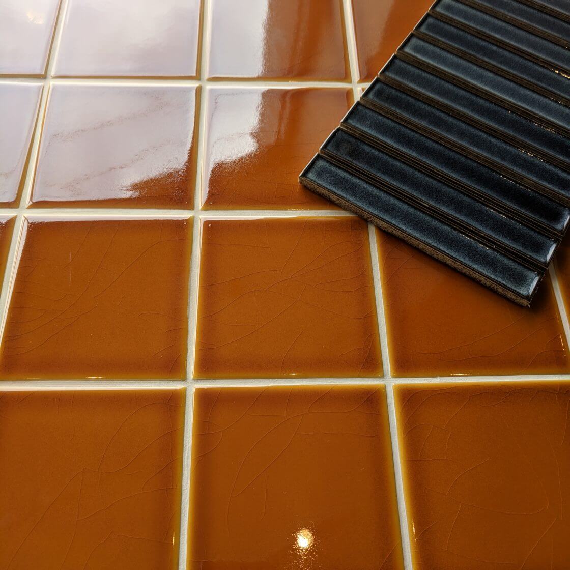 Caramel ceramic tile | Tiento